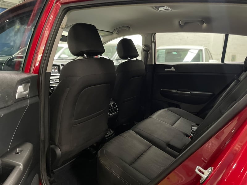 Kia SPORTAGE LX 2.0 2018 - Imagen 10 de 10