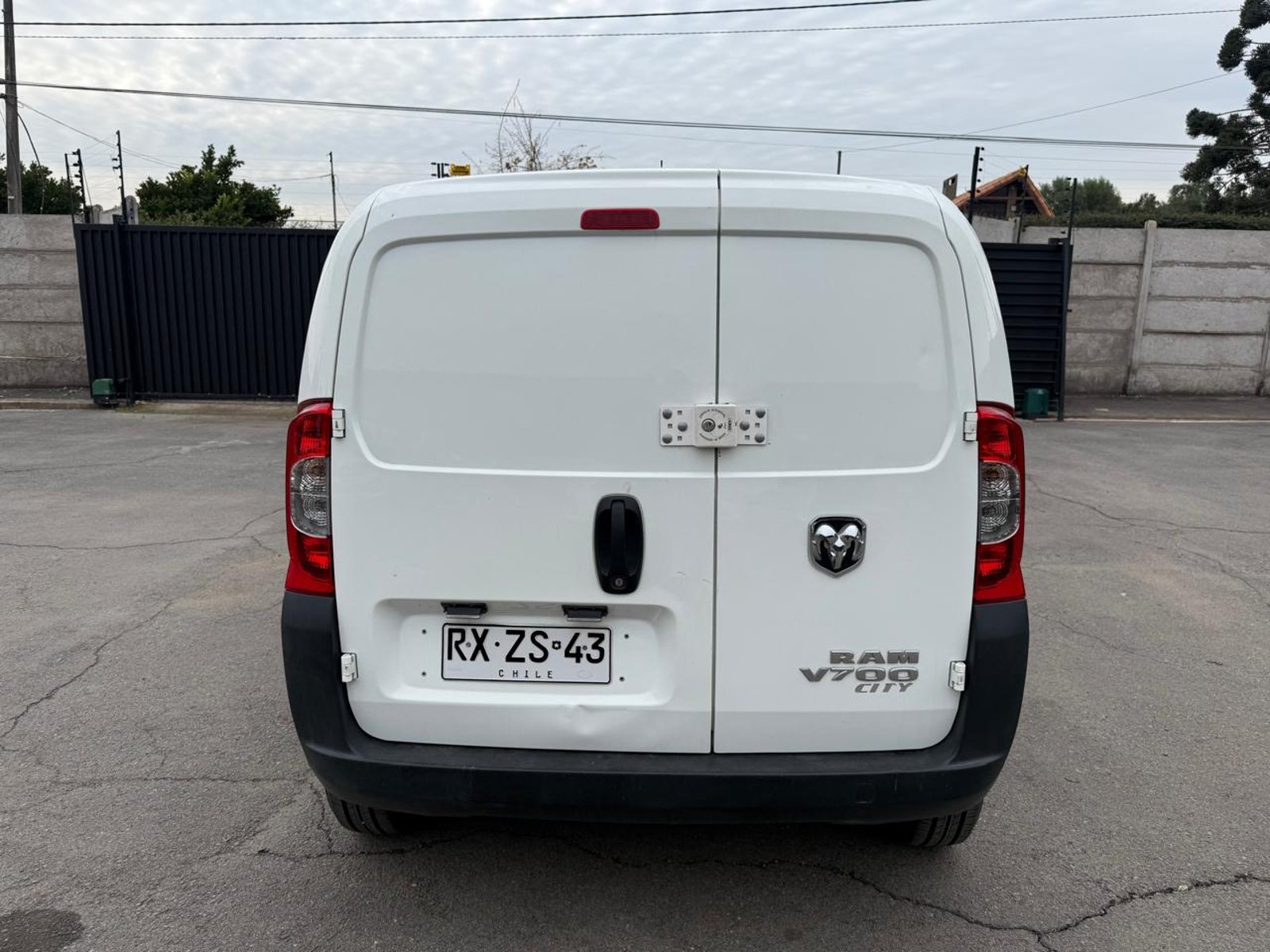 RAM VAN 700 CITY 1.4 2022 - Imagen 4 de 20