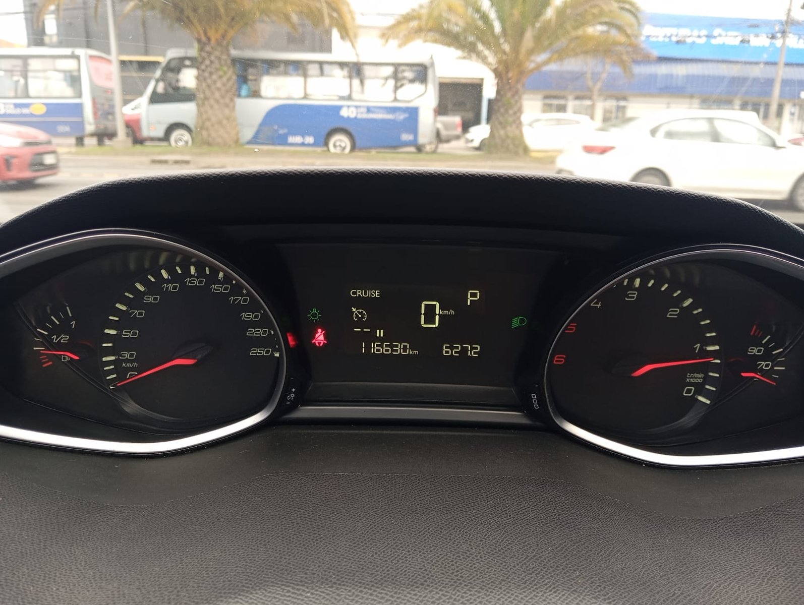 Peugeot 308 FELINE 1.6 BLUEHDI 120HP 2020 - Imagen 14 de 15