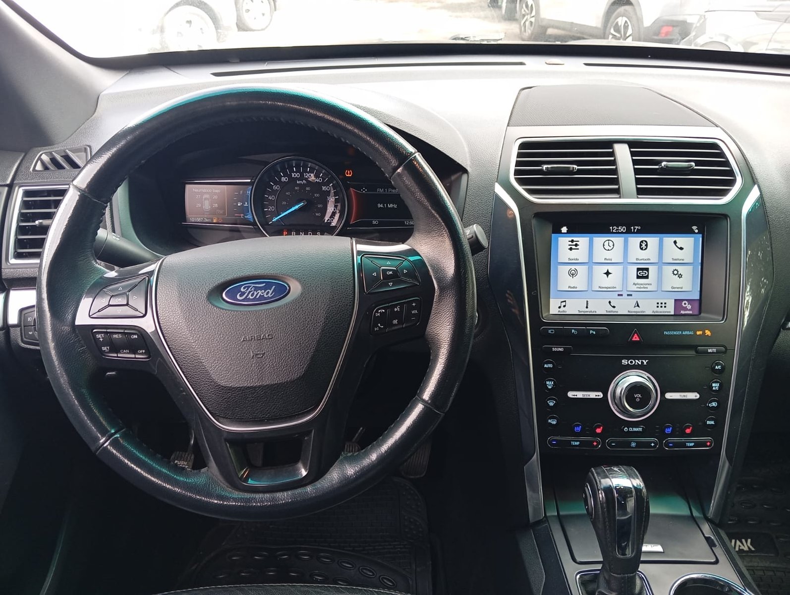 Ford EXPLORER LTD 4X4 2.3 AUT 2020 - Imagen 11 de 13