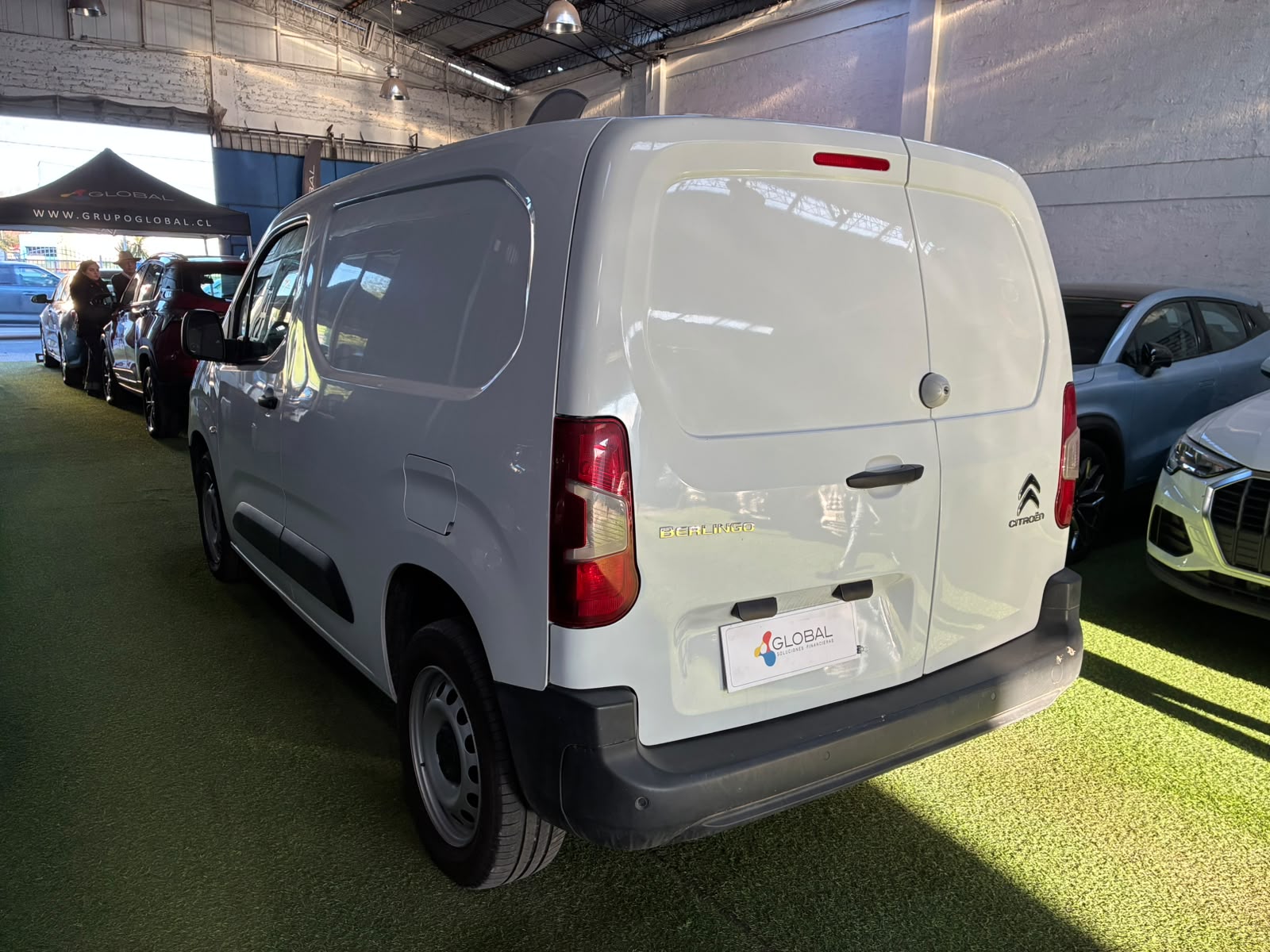 Citroën BERLINGO 1.5 2025 - Foto 2 de 10