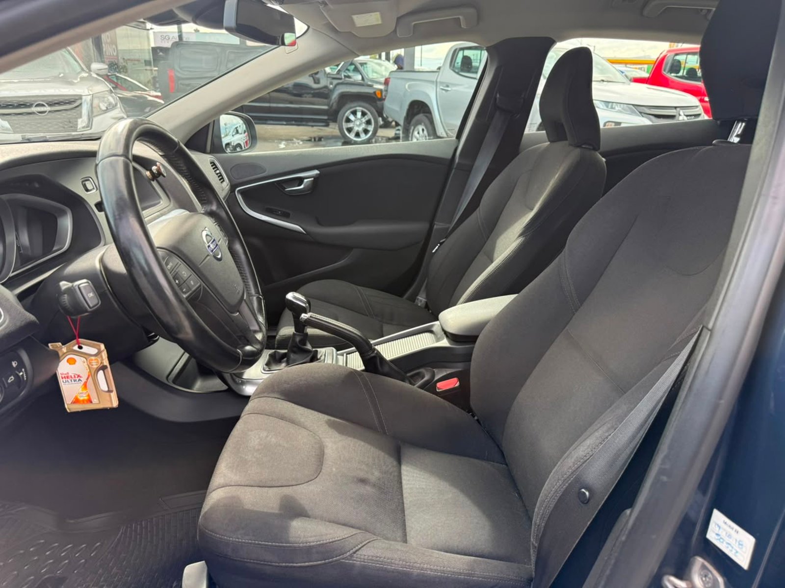 Volvo V40 T4 COMFORT 2015 - Imagen 9 de 19