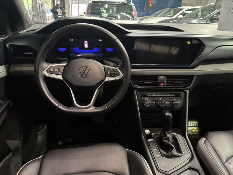 Volkswagen TAOS TSI 1.4 AT 2023 - Imagen 8 de 12