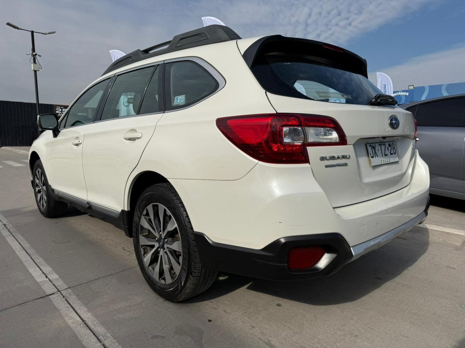 SUBARU ALL NEW OUTBACK LTD AWD CVT 2.5I 2018 - Foto 3 de 18