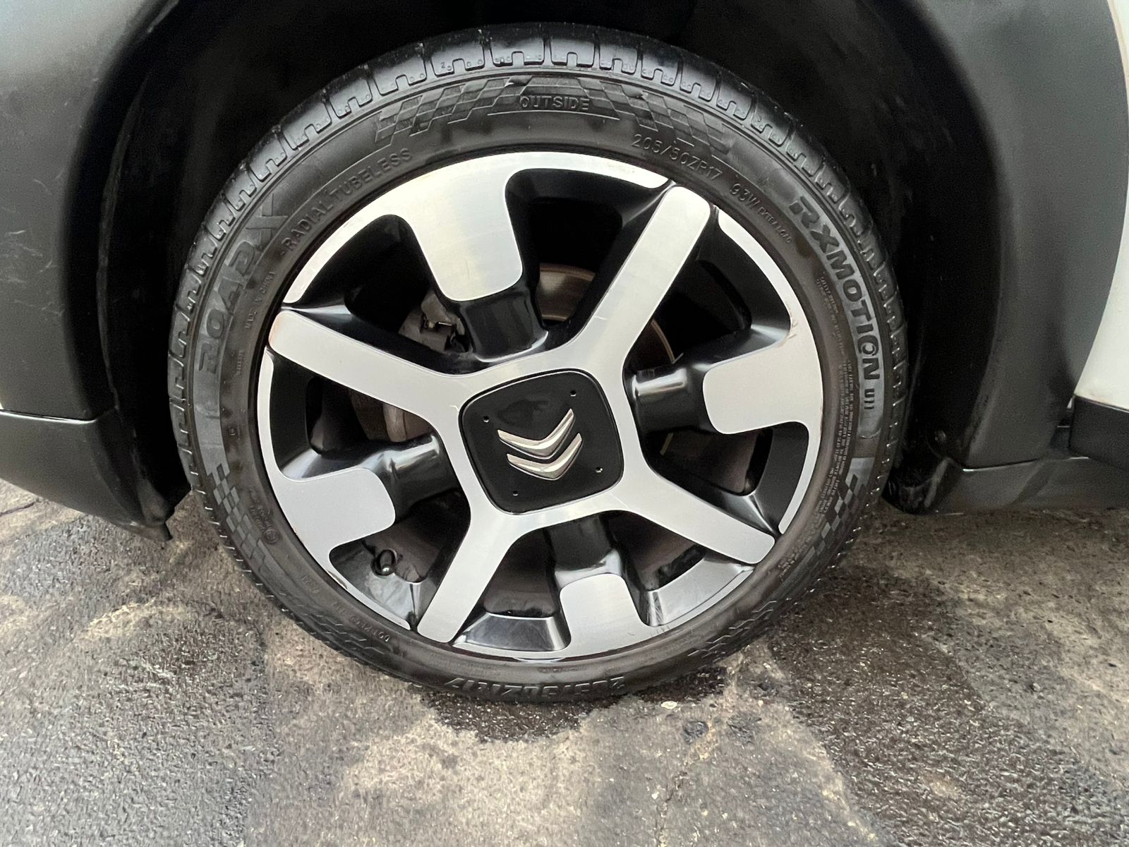 Citroën C-4 HDI 115 BVM6 S&S FEEL 2020 - Imagen 16 de 17