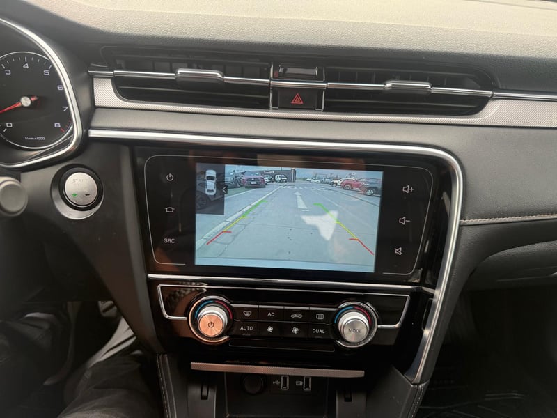 MG 6 DLX 1.5 2022 - Imagen 16 de 20