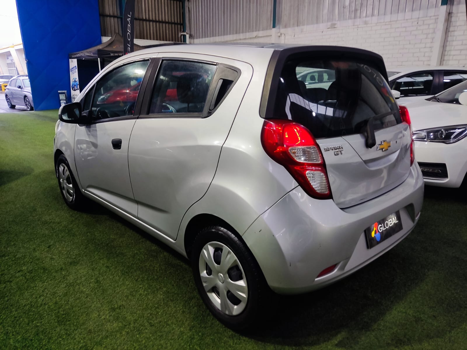 Chevrolet SPARK GT HB 1.2 MT LT 2021 - Foto 3 de 13