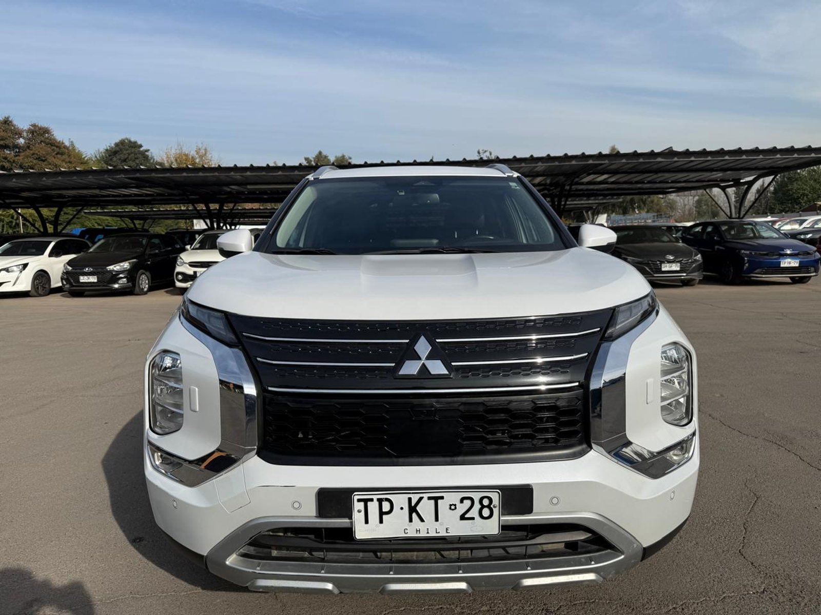 Mitsubishi OUTLANDER GLS 4X4 2.5 AT 2024 - Imagen 8 de 20
