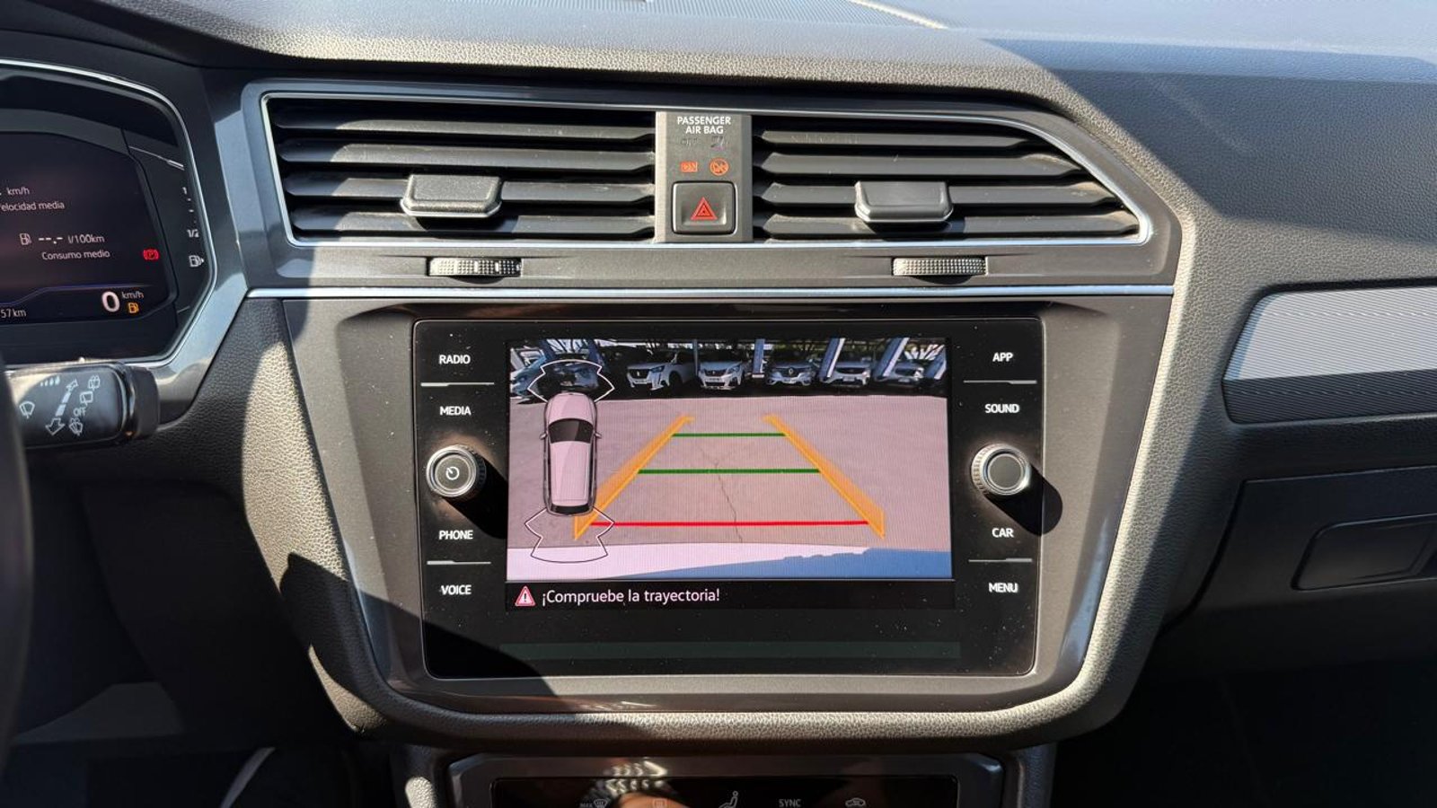 Volkswagen TIGUAN 1.4 AT 2023 - Imagen 16 de 20