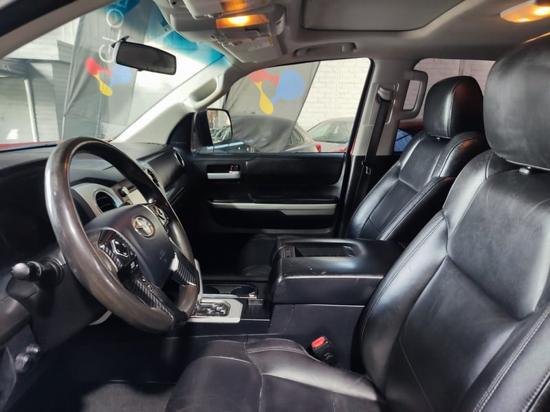 Toyota TUNDRA DCAB 4X4 5.7 2019 - Imagen 8 de 14