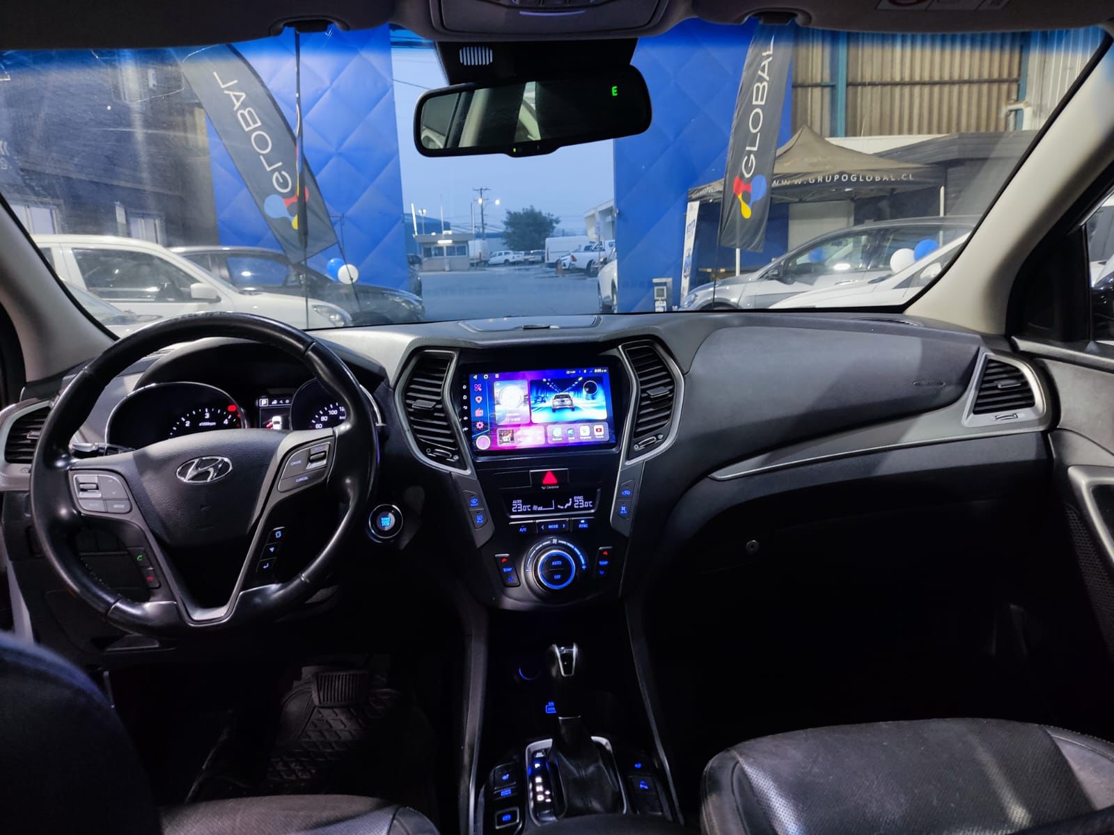 HYUNDAI GRAND SANTA FE NC 5DR CRDI GLS 2017 - Imagen 8 de 16