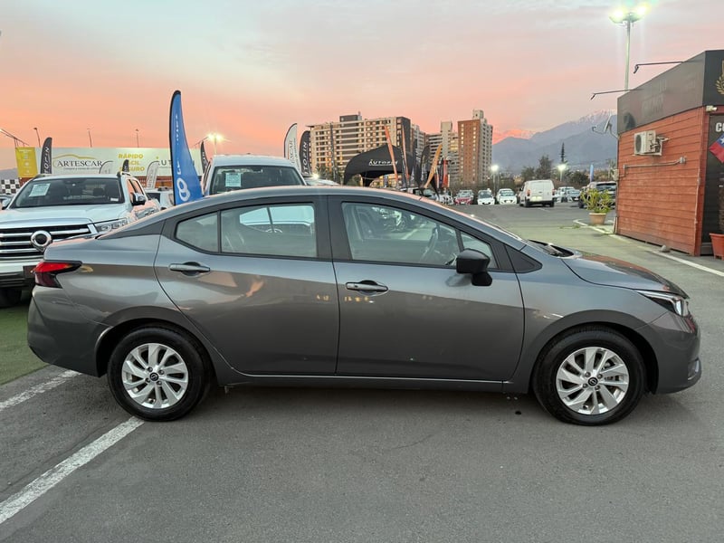Nissan VERSA SENCE 1.6 2024 - Imagen 6 de 19