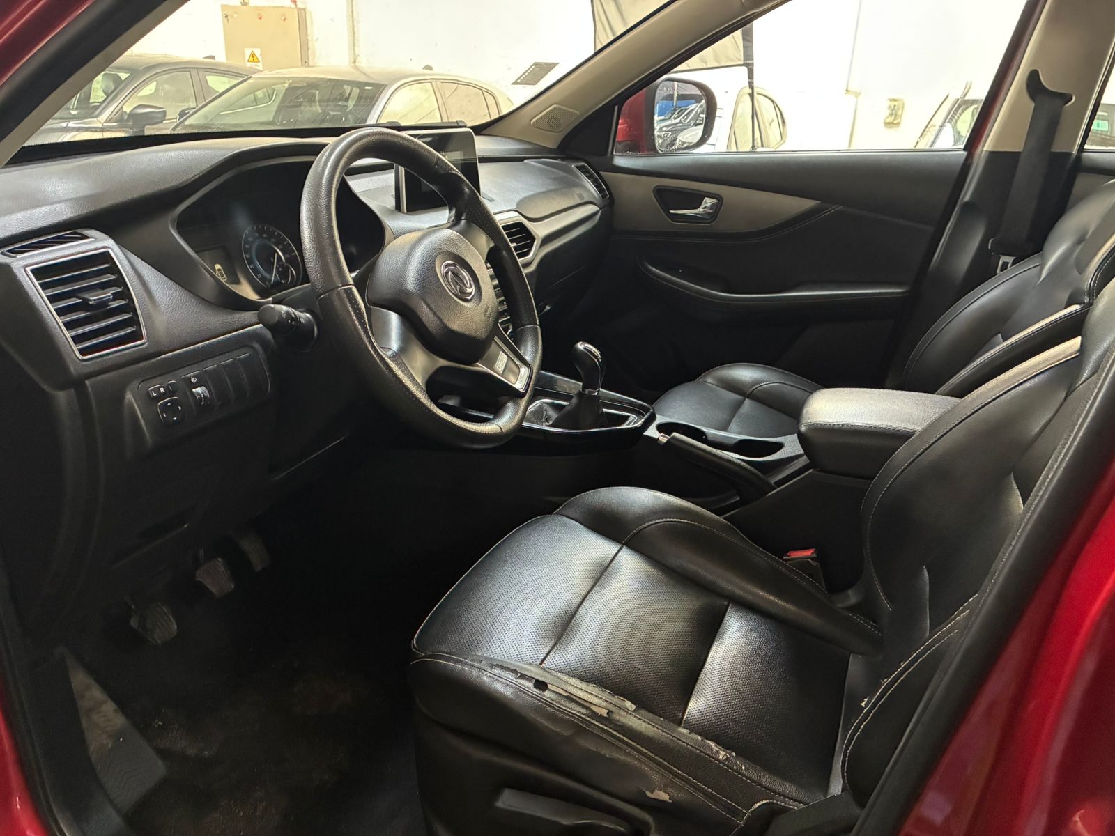 DFSK SUV 560 OTTO 1.8 2022 - Imagen 7 de 11