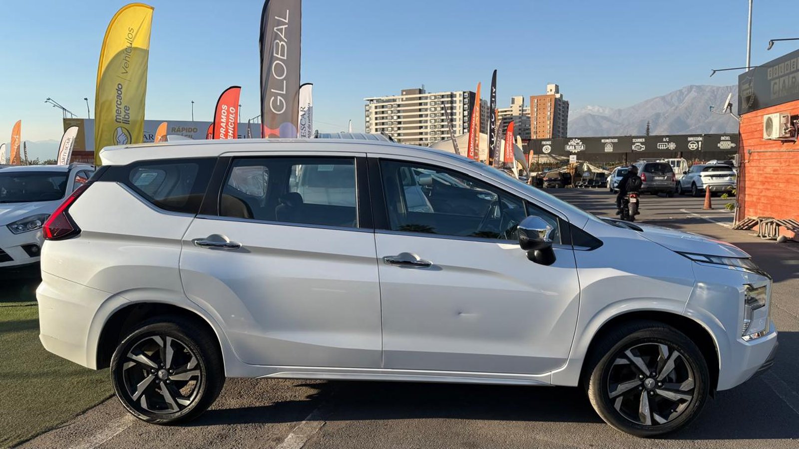 Mitsubishi XPANDER GLX 1.5 AUT 2025 - Imagen 6 de 19