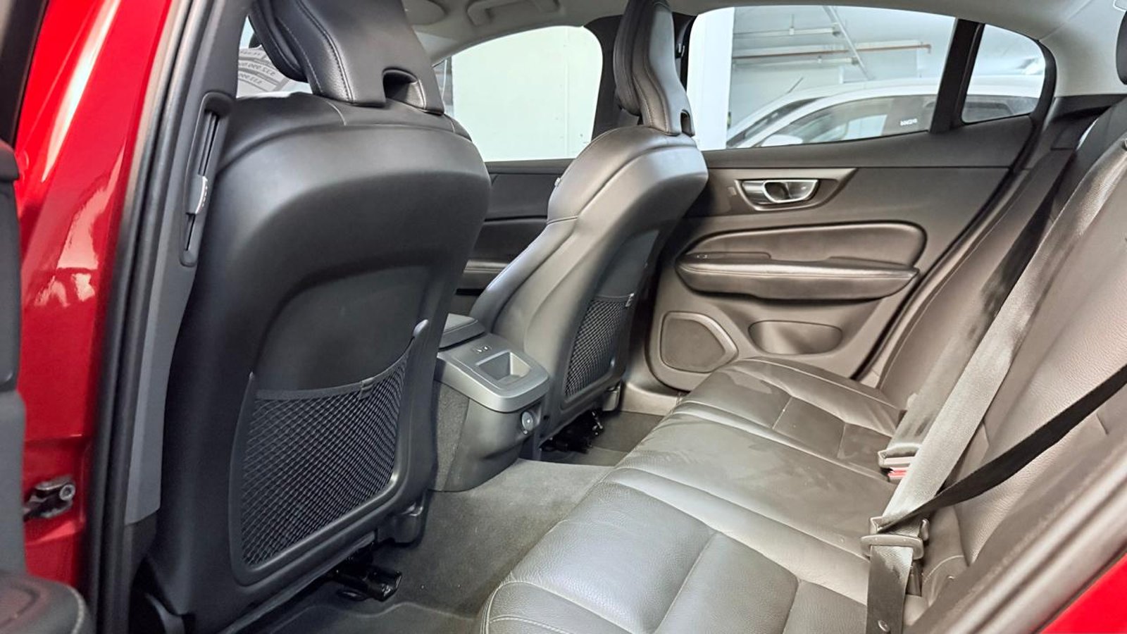 Volvo S60 II B4 2.0 AUT 2023 - Imagen 19 de 20