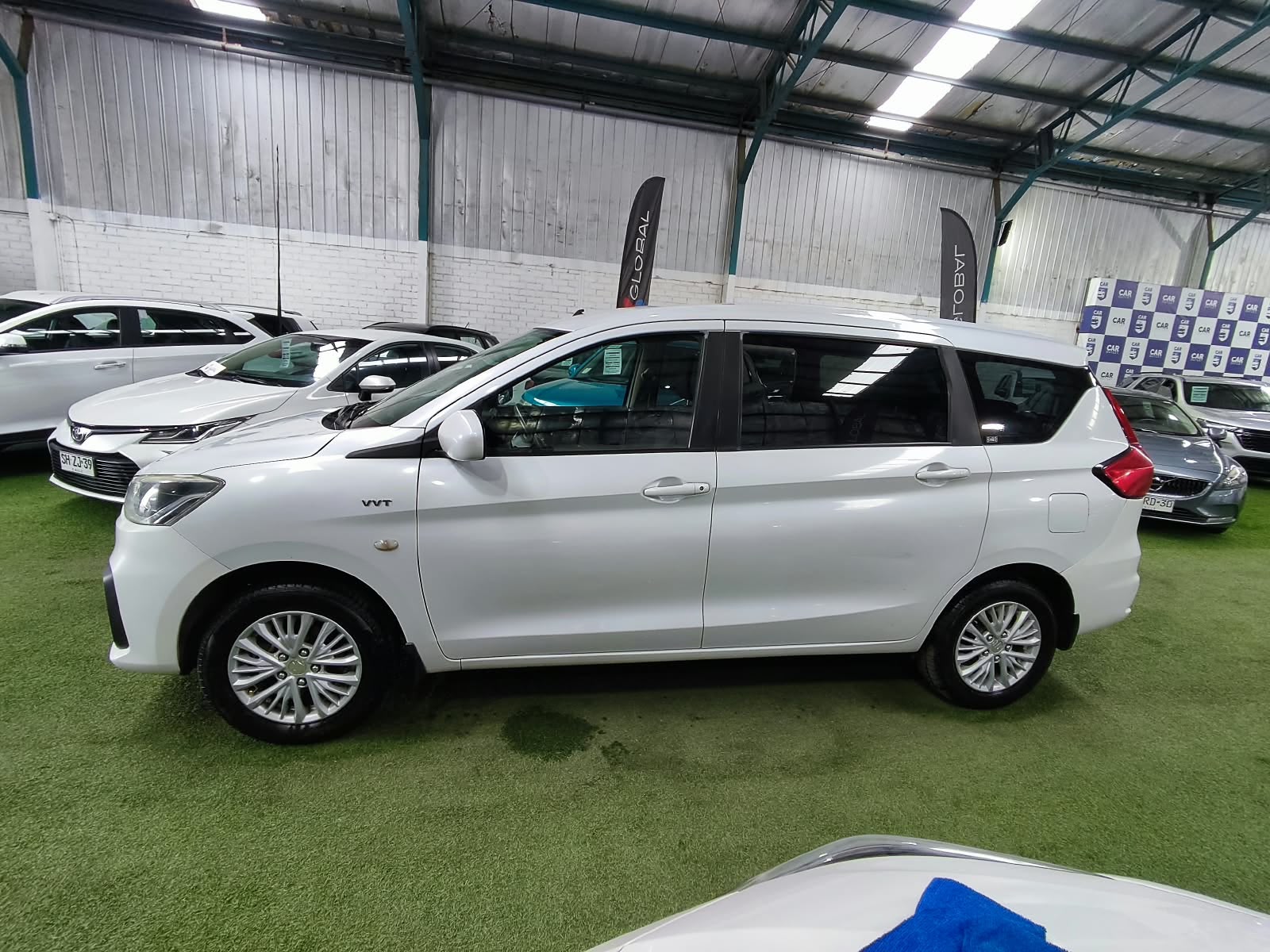 Suzuki ERTIGA GL 1.5 AUT 2019 - Foto 2 de 14
