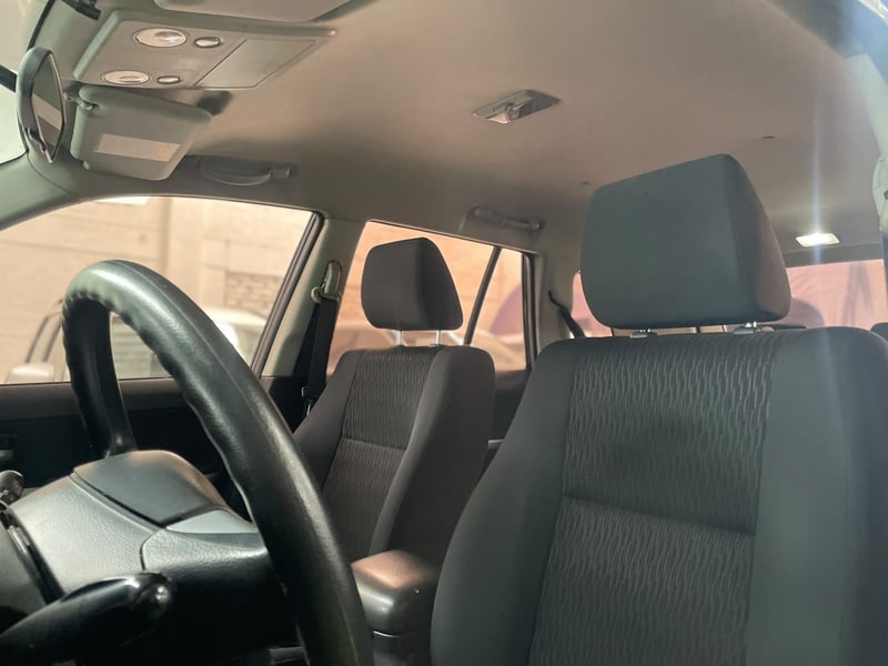 Suzuki GRAND NOMADE GLX 2.4 2015 - Imagen 7 de 13