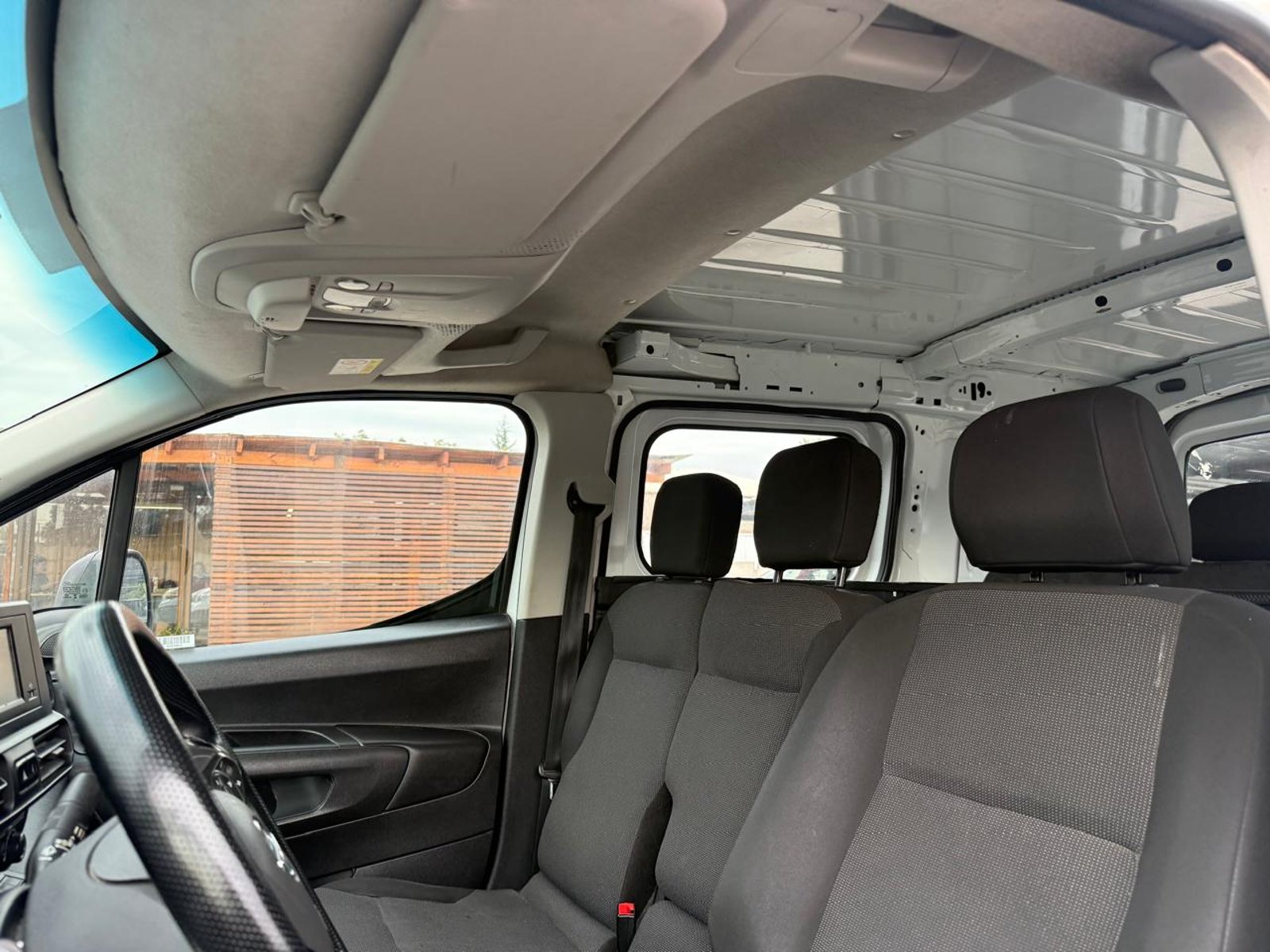 Opel COMBO 1.6 2022 - Imagen 10 de 20