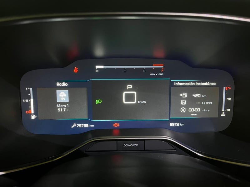 Citroën C5 AIRCROSS 1.5 2023 - Imagen 13 de 18