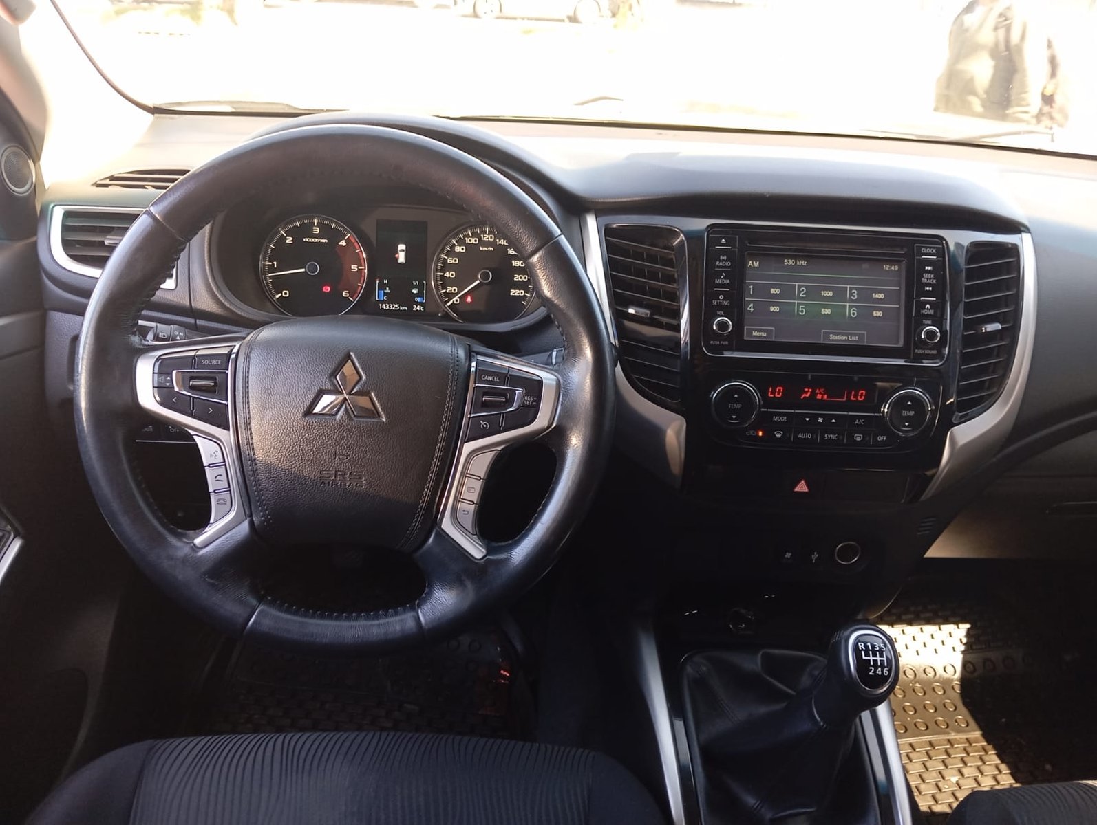 Mitsubishi MONTERO SPORT 2.4 2WD MT 2022 - Imagen 7 de 12
