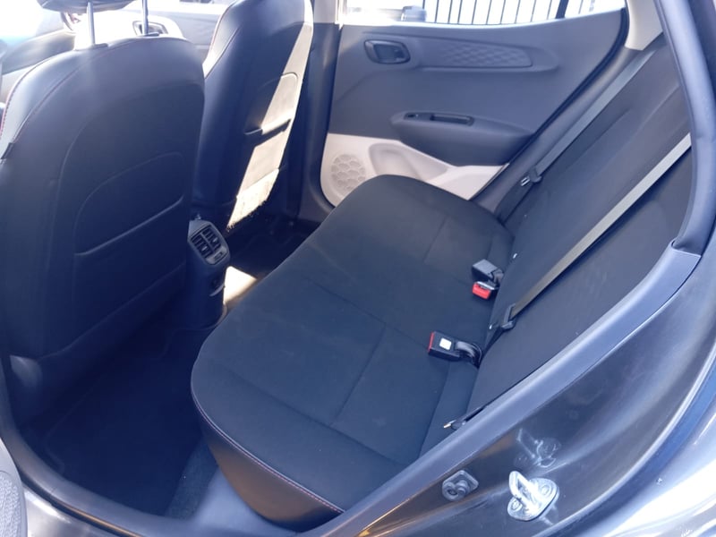 Hyundai GRAND I10 1.2 AUT 2025 - Imagen 12 de 12