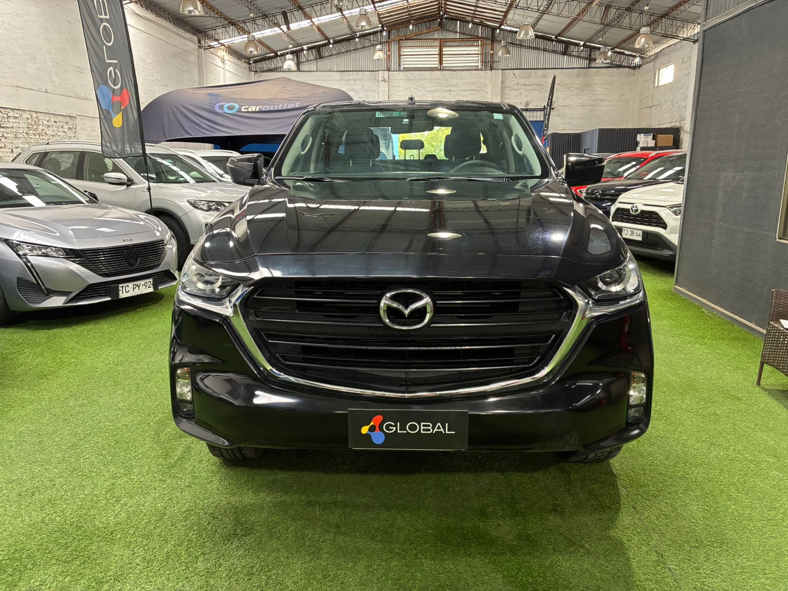 Mazda BT 50 4WD 3.0 2025 - Imagen 6 de 11