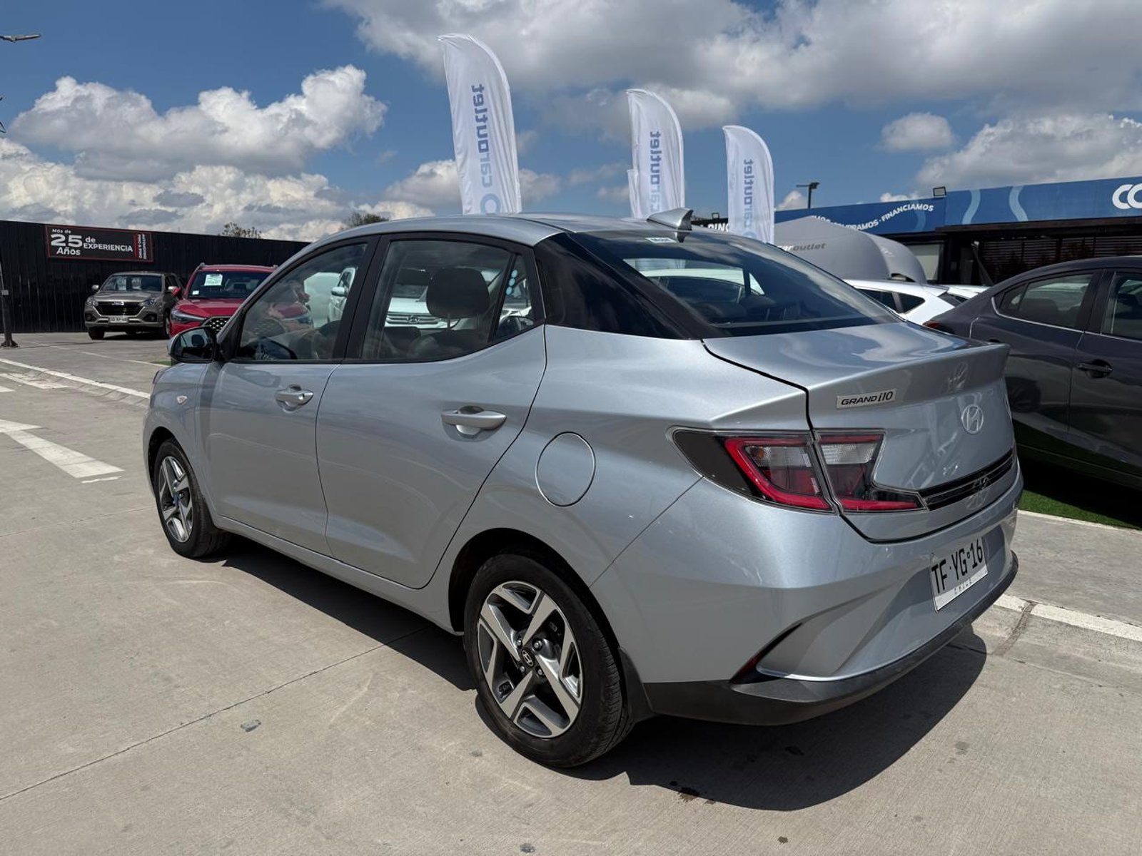 Hyundai GRAND I10 1.2 AUT 2025 - Foto 3 de 20