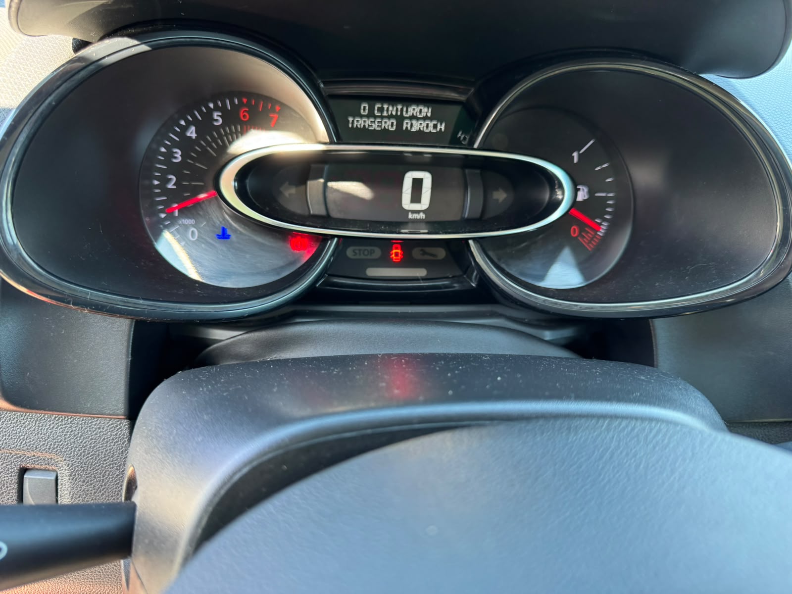 Renault CLIO IV HB 1.2 2020 - Imagen 8 de 10