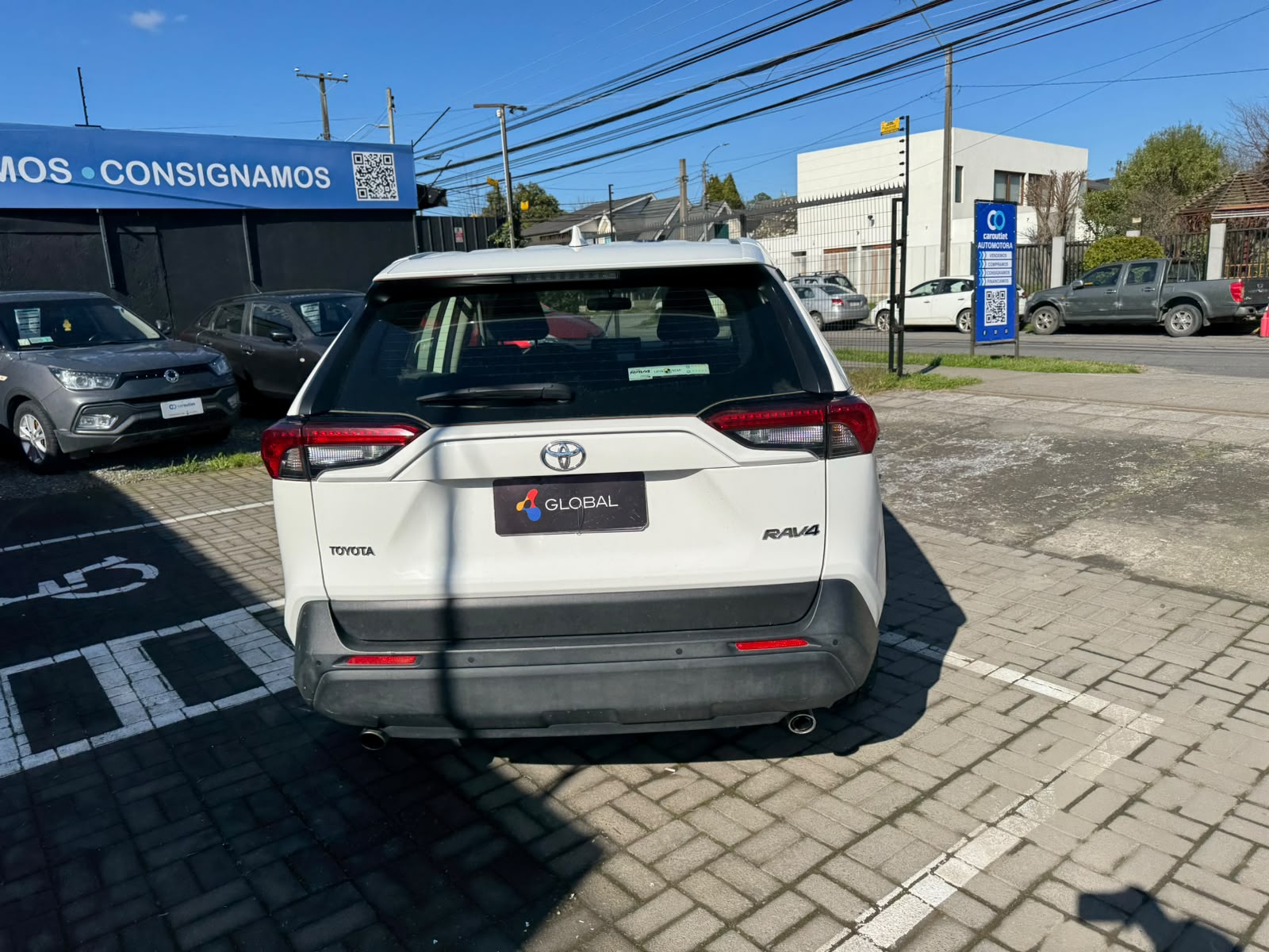 Toyota RAV4 4X2 2.0 AUT 2024 - Foto 3 de 10