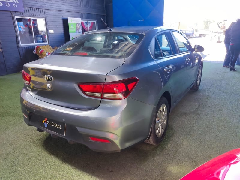 Kia RIO 4 LX 1.4 2021 - Imagen 5 de 14