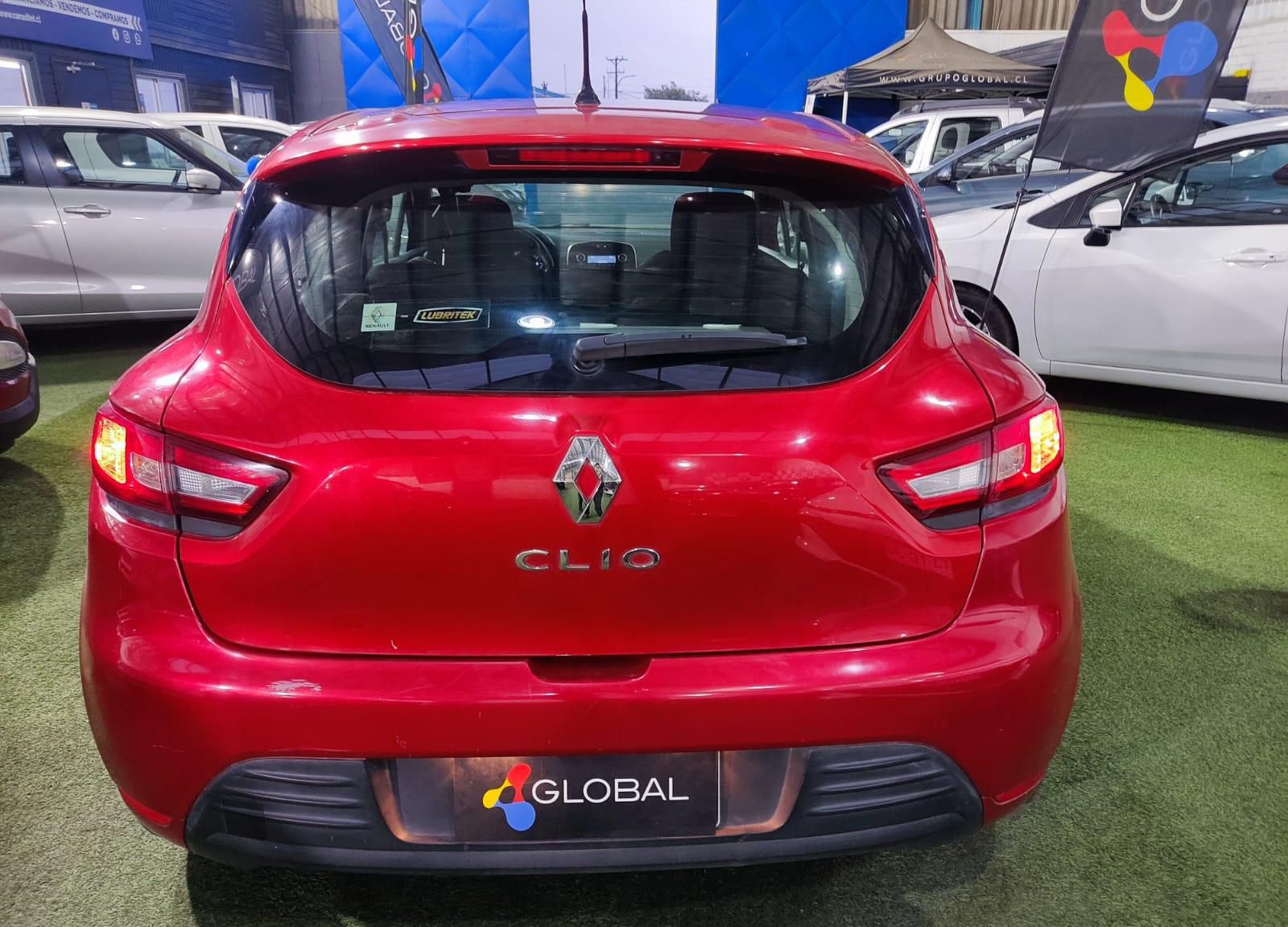 Renault CLIO IV HB 1.2 2020 - Foto 3 de 11
