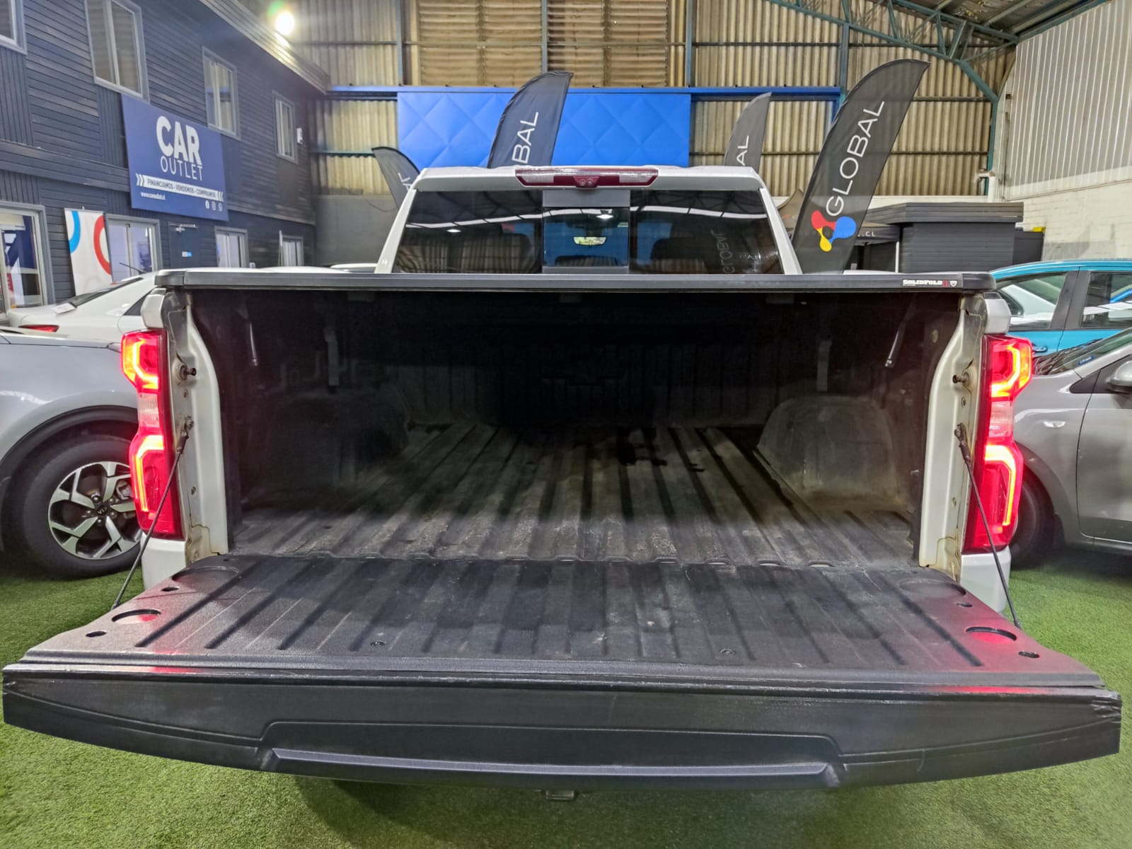 Chevrolet SILVERADO CC LTZ 4X4 3.0 AUT 2022 - Imagen 9 de 14