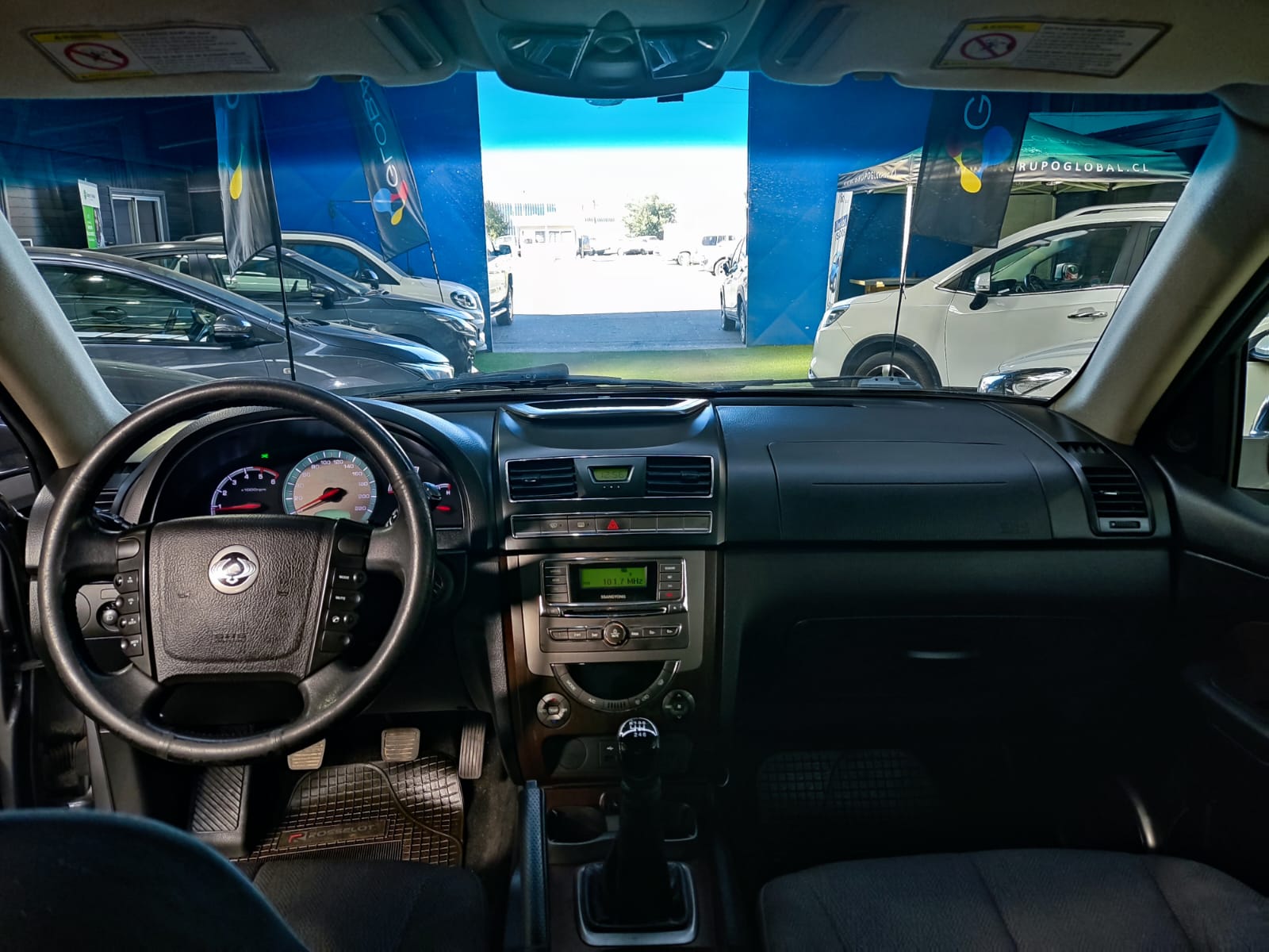 SsangYong REXTON 2.0 2016 - Imagen 11 de 14