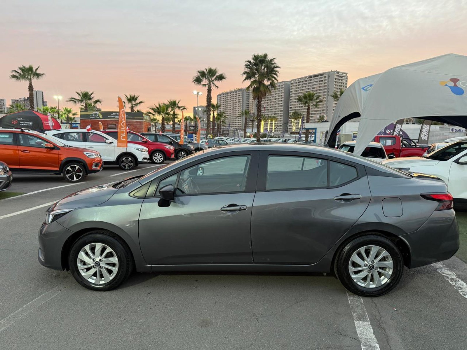 Nissan VERSA SENCE 1.6 2024 - Foto 2 de 19