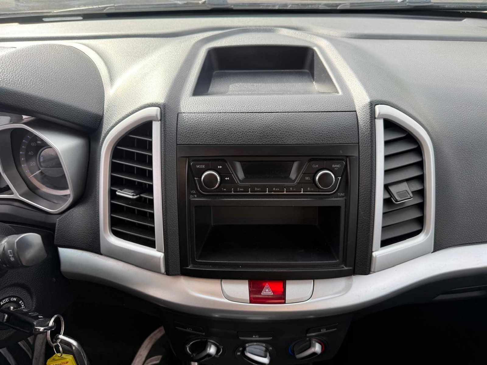 JAC S3 HB 1.6 2022 - Imagen 15 de 19