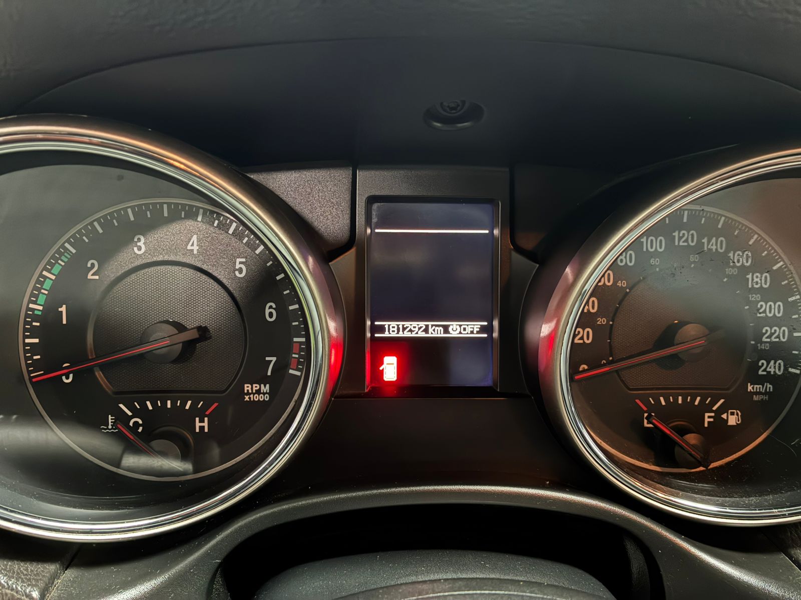 Jeep GRAND CHEROKEE 3.6 2013 - Imagen 9 de 11