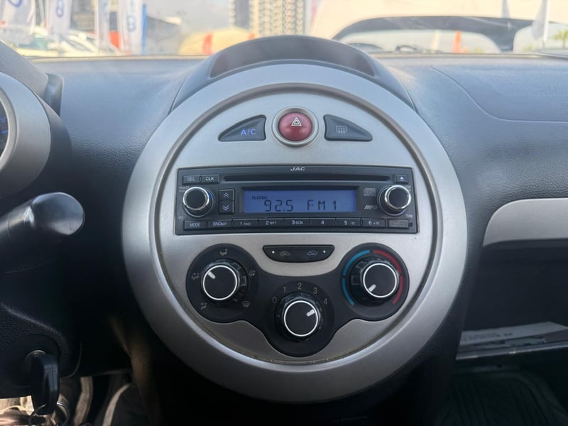 JAC J2 CE HB 1.0 2016 - Imagen 15 de 18
