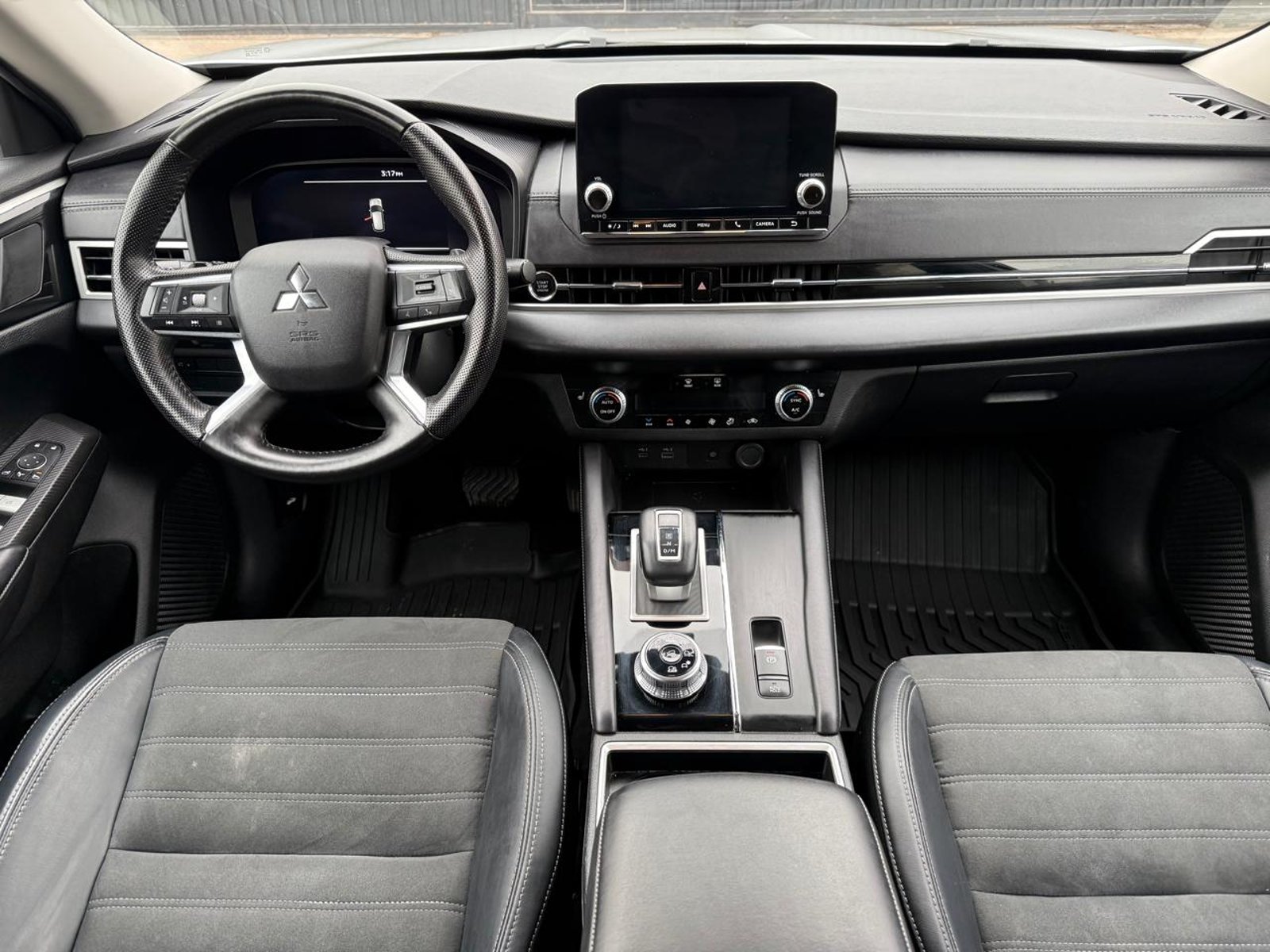 Mitsubishi OUTLANDER GLS 4X4 2.5 AT 2024 - Imagen 13 de 20