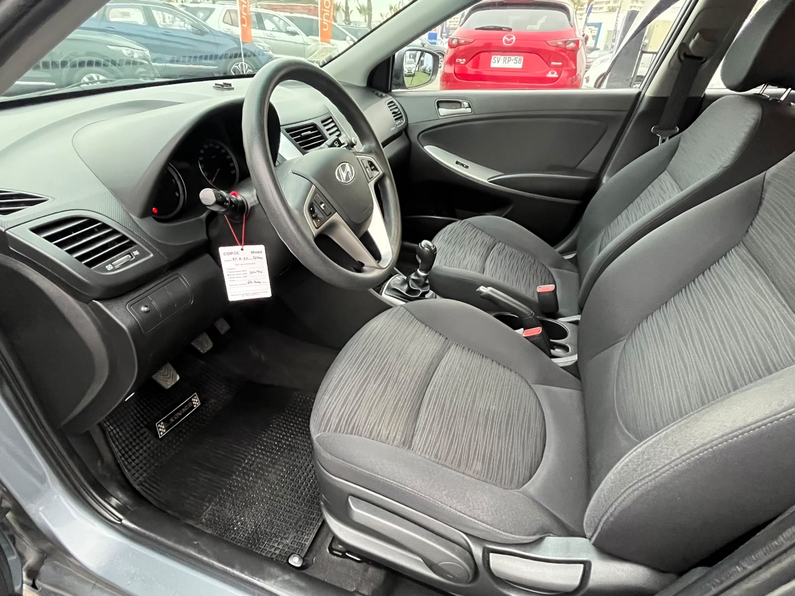HYUNDAI ACCENT RB HB 1.4 2018 - Imagen 9 de 17