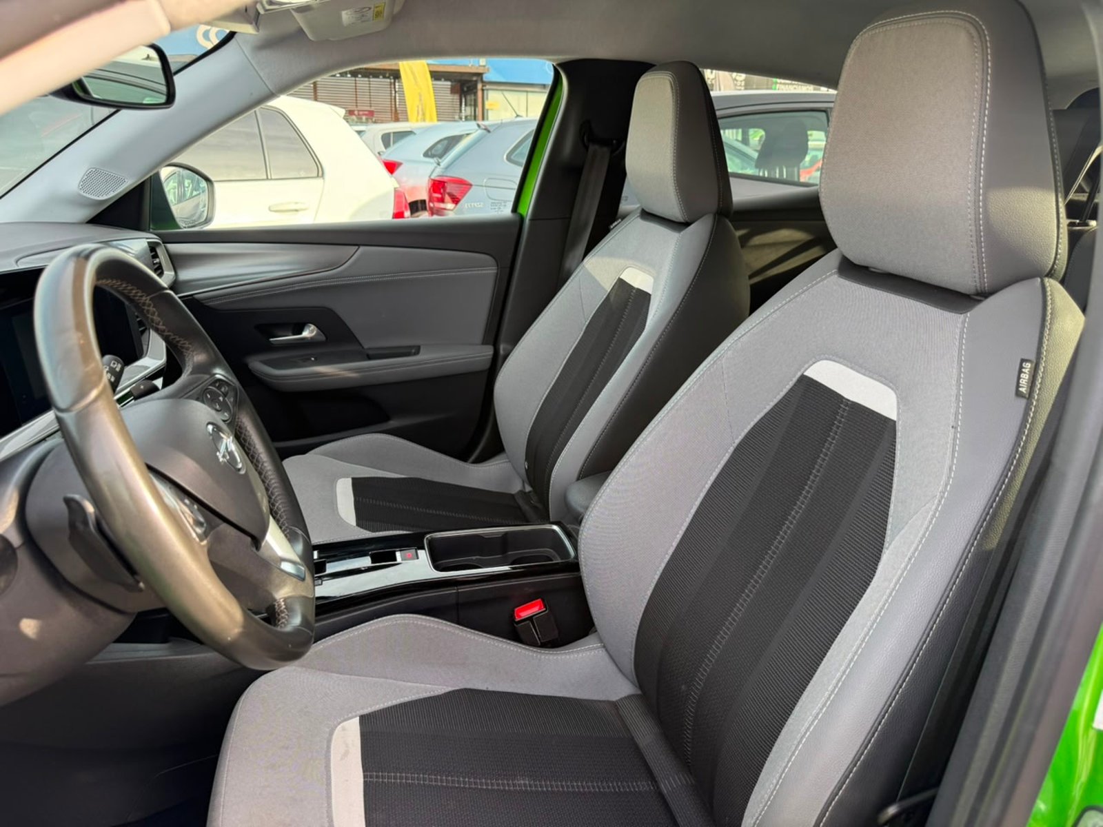 Opel MOKKA 1.2T 2023 - Imagen 9 de 18