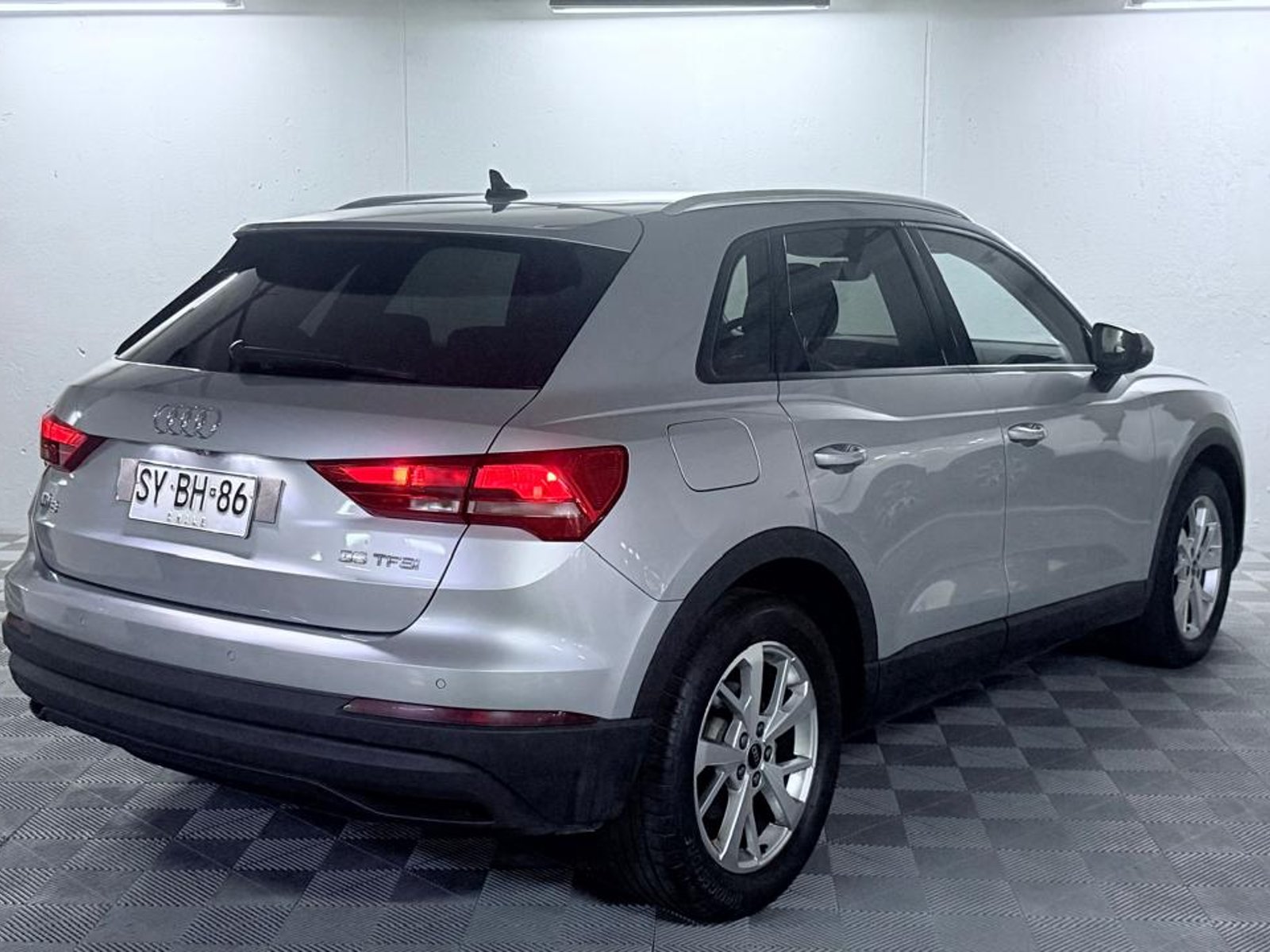 Audi Q3 35 TFSI 1.4 AT 2024 - Foto 5 de 20