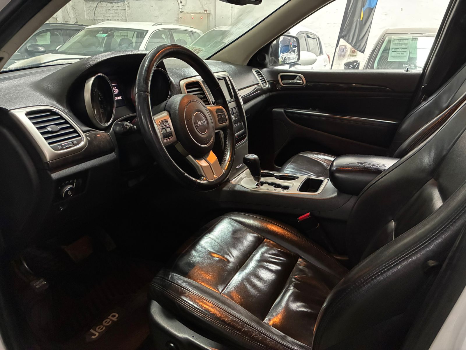 Jeep GRAND CHEROKEE 3.6 2013 - Imagen 7 de 11