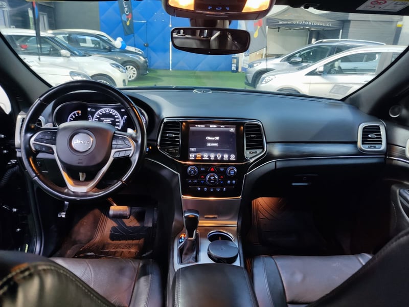 Jeep GRAND CHEROKEE LTD 4X4 3.6 AUT 2022 - Imagen 9 de 15