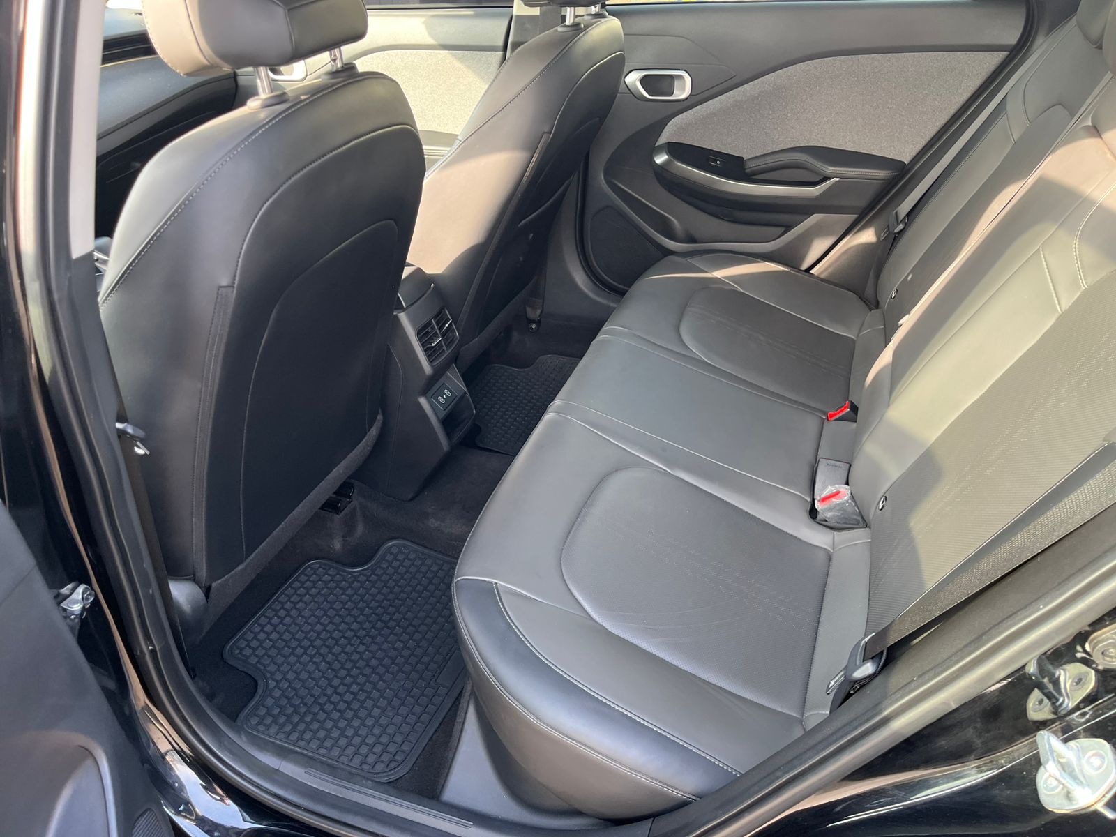 Kia K3 MPI 1.6 AUT 2025 - Imagen 17 de 20