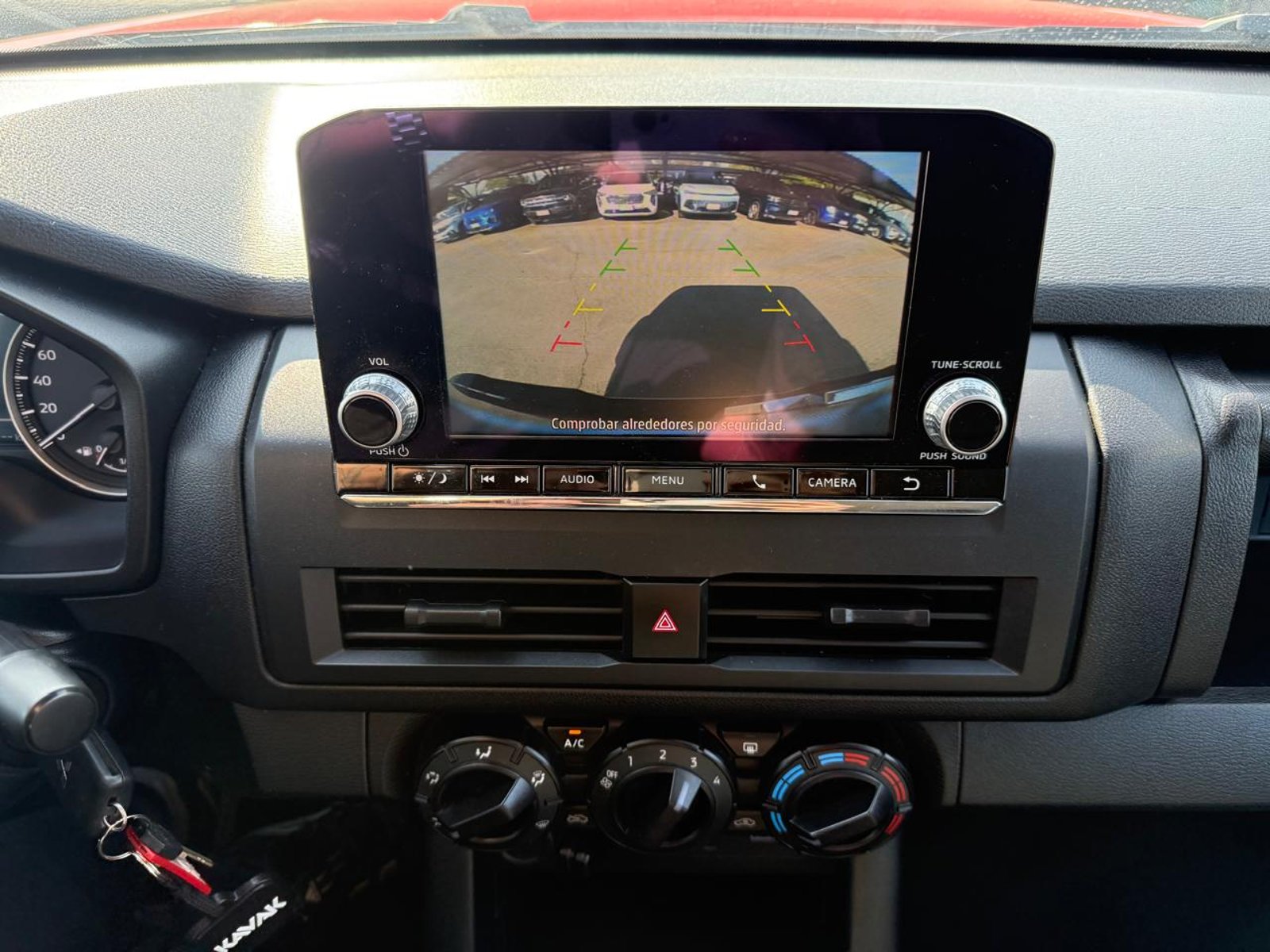 Mitsubishi L200 KATANA XR 2.4 2025 - Imagen 17 de 20