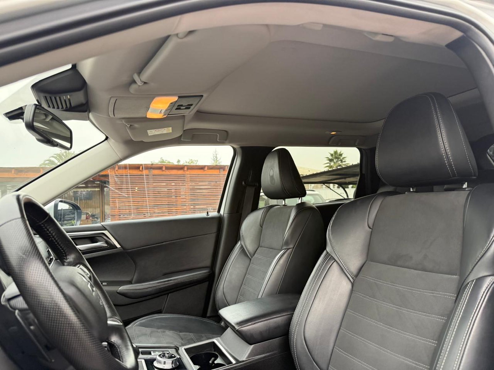 Mitsubishi OUTLANDER GLS 4X4 2.5 AT 2024 - Imagen 10 de 20