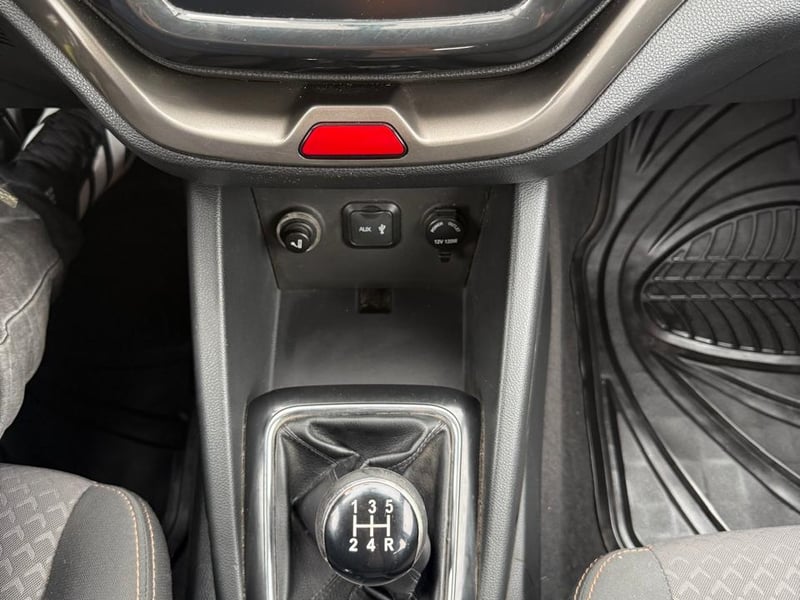 Changan CX70 OTTO 1.6 2019 - Imagen 18 de 20