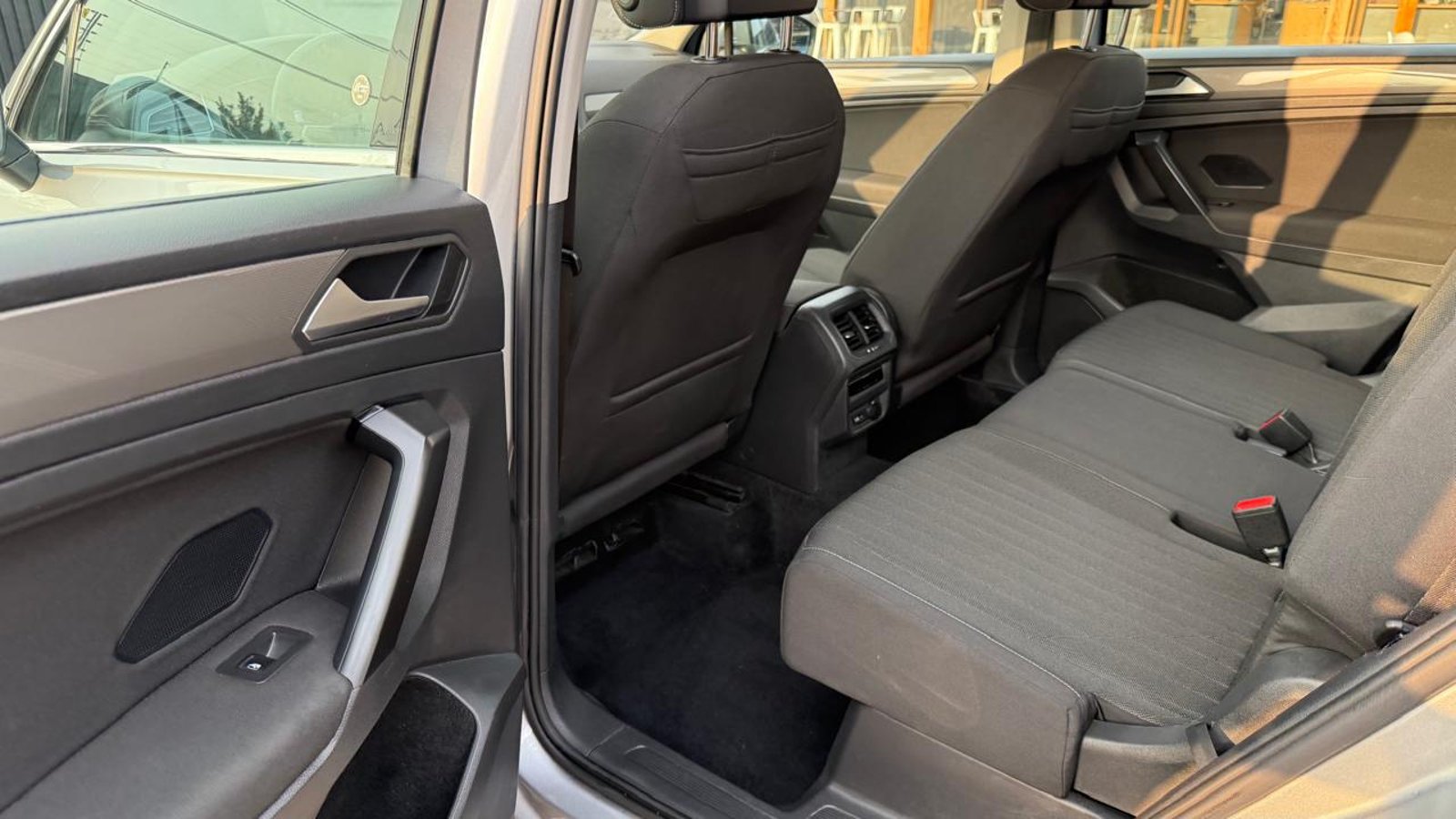 VOLKSWAGEN TIGUAN 1.4 AT 2023 - Imagen 18 de 20