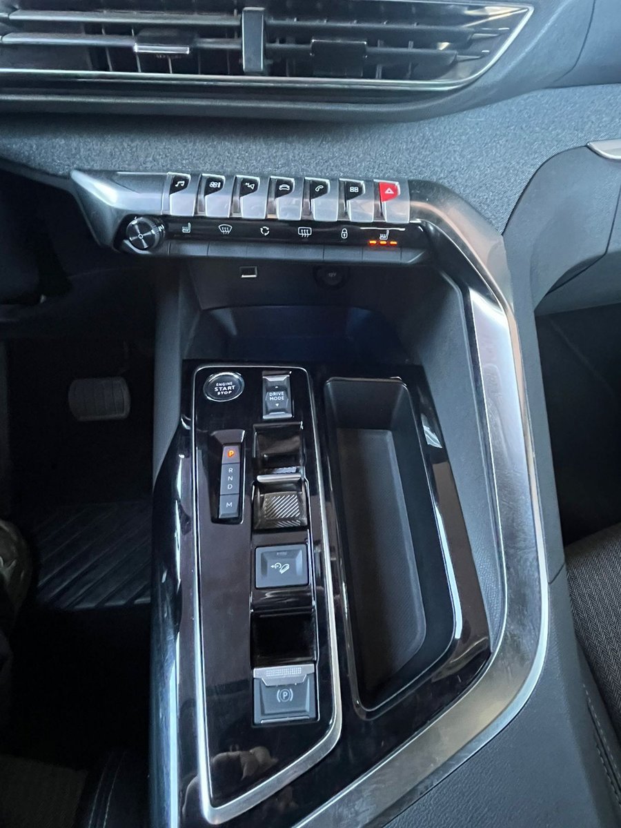 PEUGEOT 5008 BLUEHDI 130 1.5 AUT 2024 - Imagen 15 de 20
