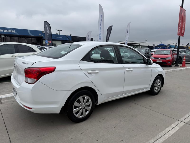 Hyundai VERNA CB 1.4 2020 - Imagen 5 de 20